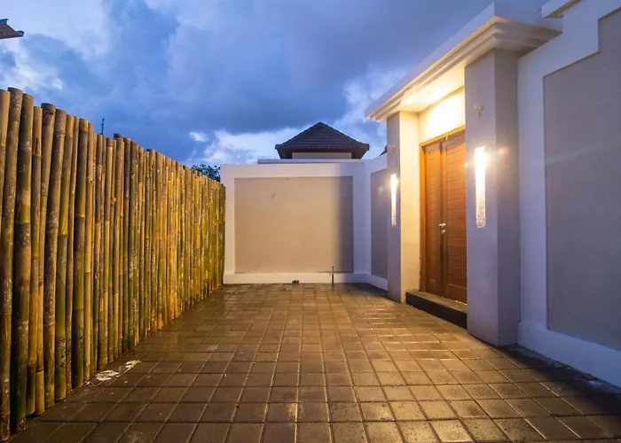 Villa Simple & Magical Villas. Sambali Lli Seminyak (Bali)